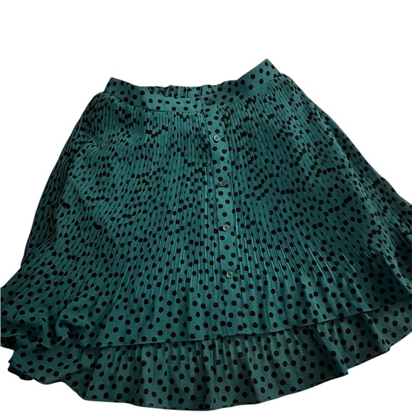BCBGeneration Green Ruffled Skater Mini Skirt - Picture 1 of 4